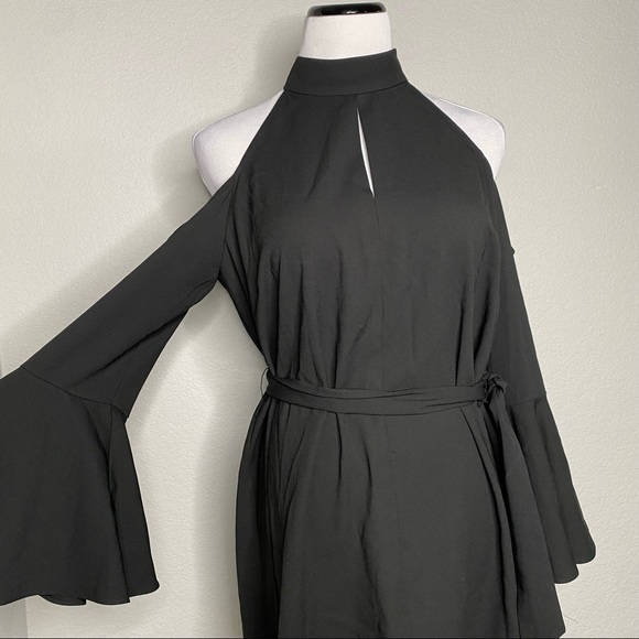 Antonio Melani Asher Long Sleeve Cold Shoulder Blouse Size Medium - Picture 3 of 7